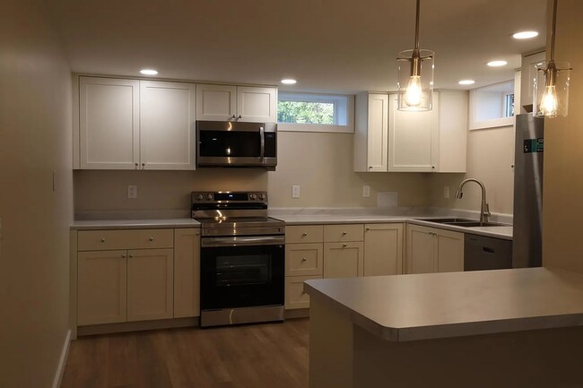 Photo - 1534 N Woodburn Ave Apartamento Unidad B