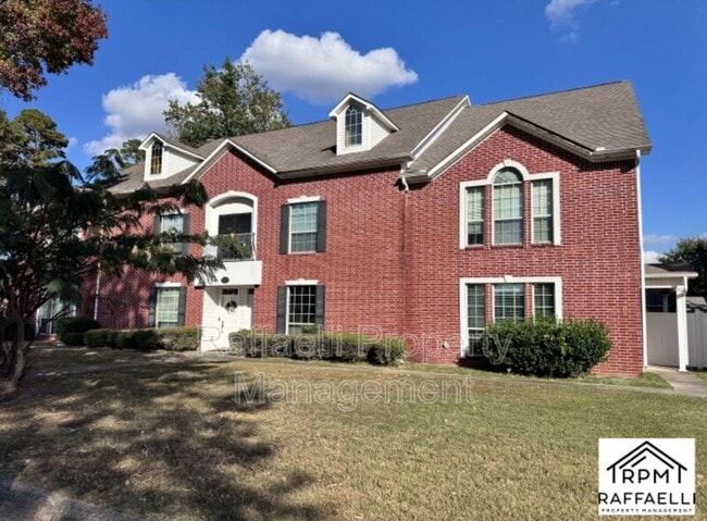 Building Photo - 6 Fernwood Dr Unit C