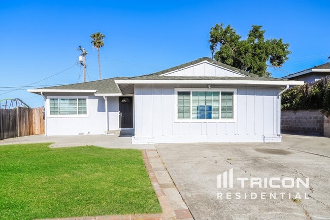 Building Photo - 121 Hodges St