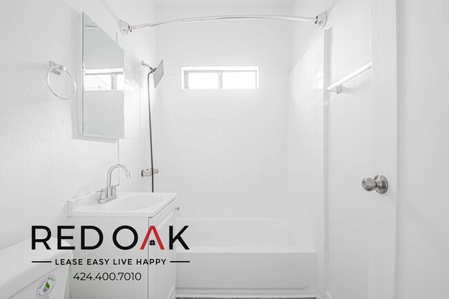 Photo - 822 S Park View St Unit 307