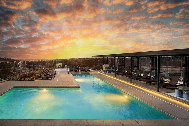 Chromatic Flats Apartments