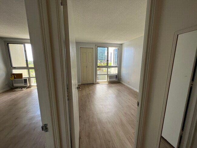 bedroom - 1350 Ala Moana Unit 1005