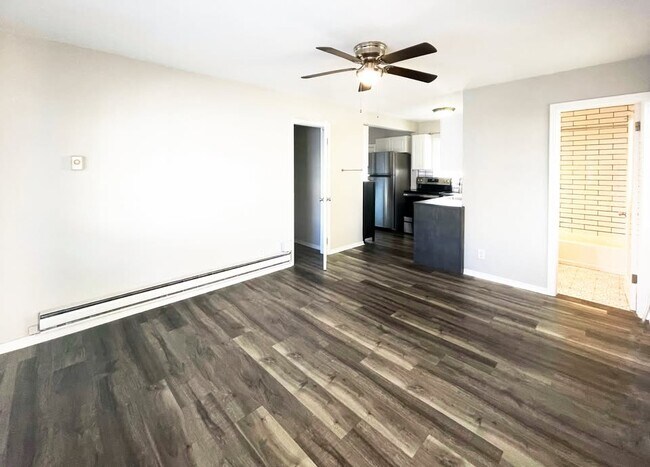 Photo - 5-915 24th Ave N