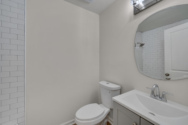 Photo - 1911 Capps St