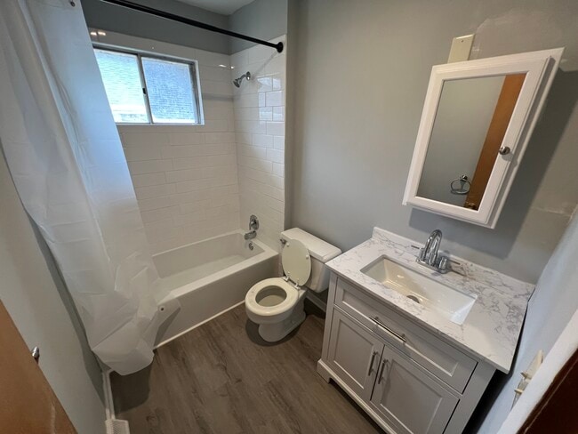 Photo - 1700 Liberty Dr Unit 1698 Liberty drive