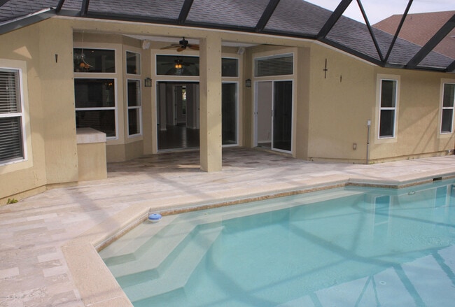 Photo - 325 Lauden Ct