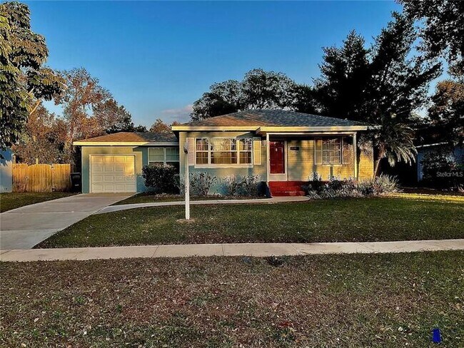 Downtown Bungalow - Downtown Bungalow House