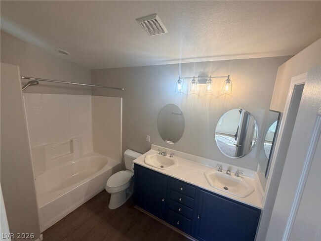 Photo - 5450 Cardinal Ridge Ct Unit 204