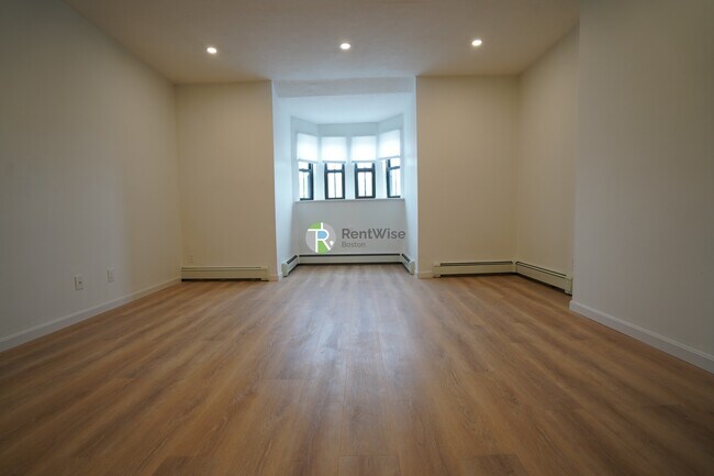 Photo - 521 Massachusetts Ave Unit 5