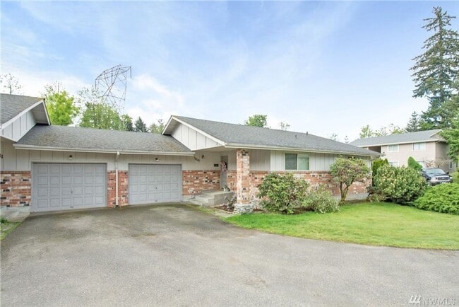 Photo - Emerald Ridge High School Duplex