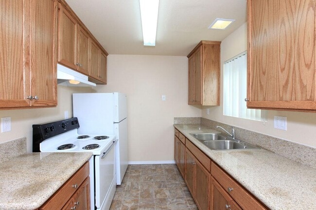 Photo - Parkwood Village