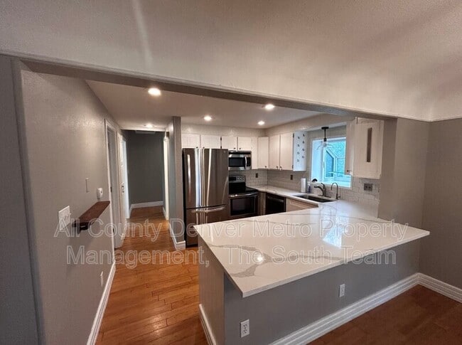 Photo - 2820 S Acoma St