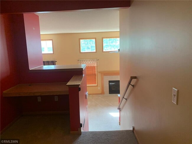 3125 Legacy Ln