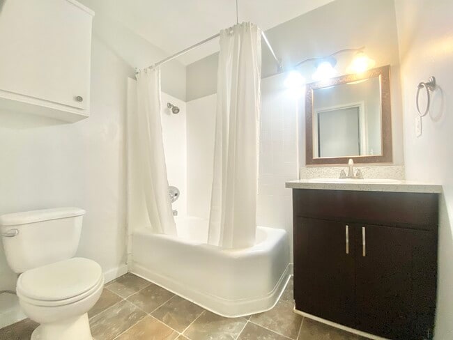 Photo - 1911 W 2nd St Los Angeles, CA 90057 Unidad 20