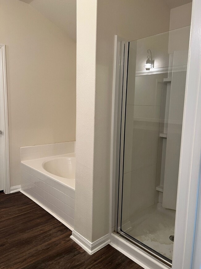 Building Photo - 12214 Regatta Ln Rental