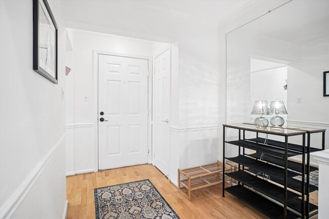 Photo - Furnished 2BR/2BA plus den located at Tuck...