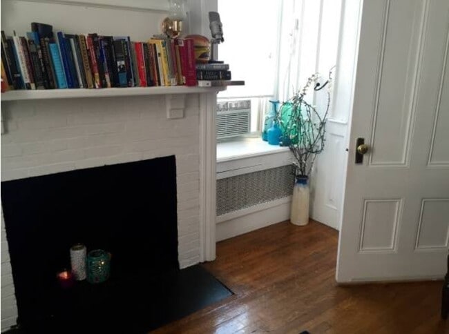 Photo - 407 Angell St Unit 2