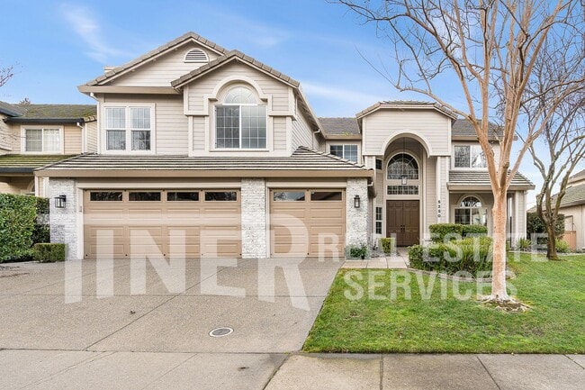 Building Photo - 5250 Fenton Way