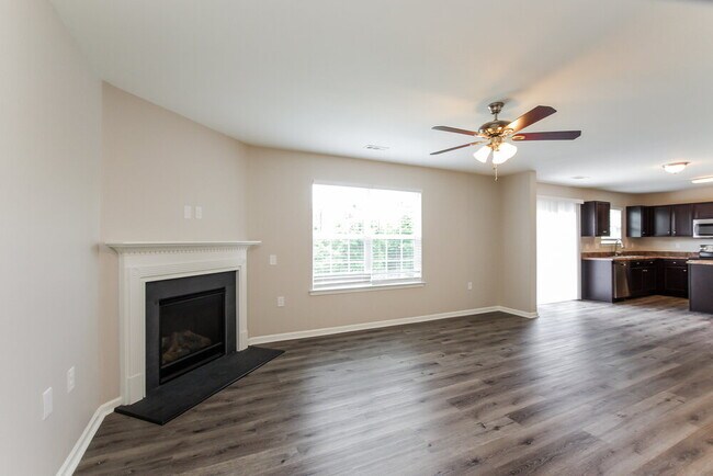 Photo - 4933 Broad Leaf Ct