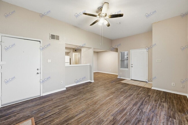 Photo - 431 Weaver St