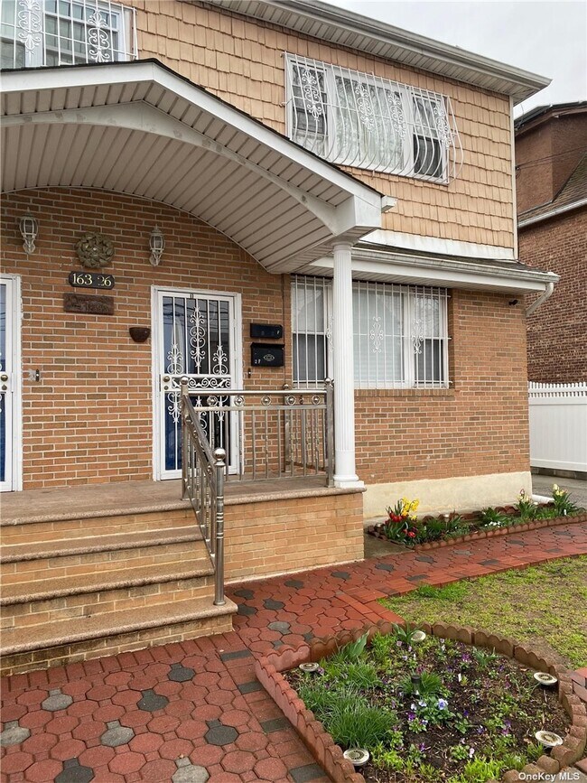 Photo - 163-26 Claude Ave Apartment Unit 1F