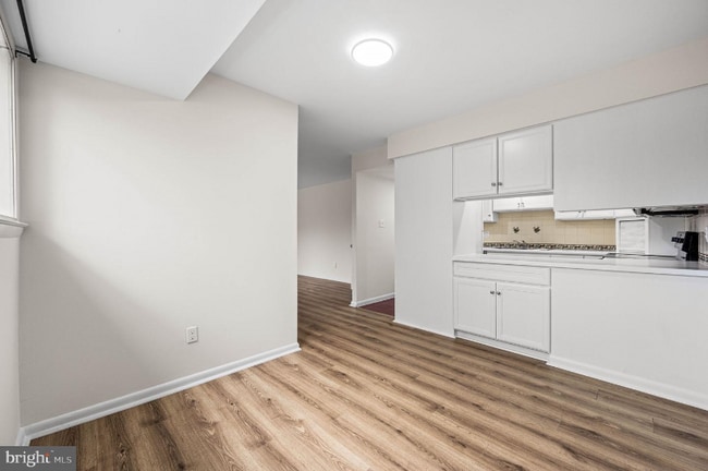 Photo - 1518 Manley Rd