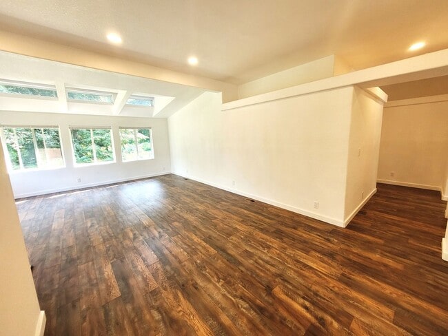 Photo - Country Home in secluded Mosquito Lake Rd Location