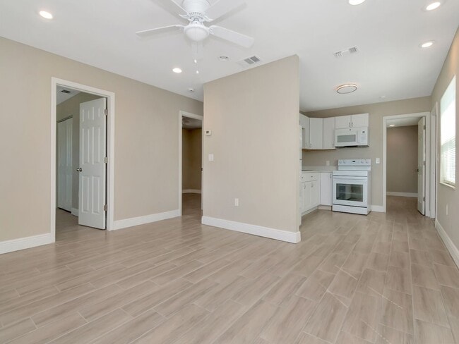 Photo - Stunning Newly Renovated 3-Bedroom, 2-Bath Duplex in Prime Bradenton Location!