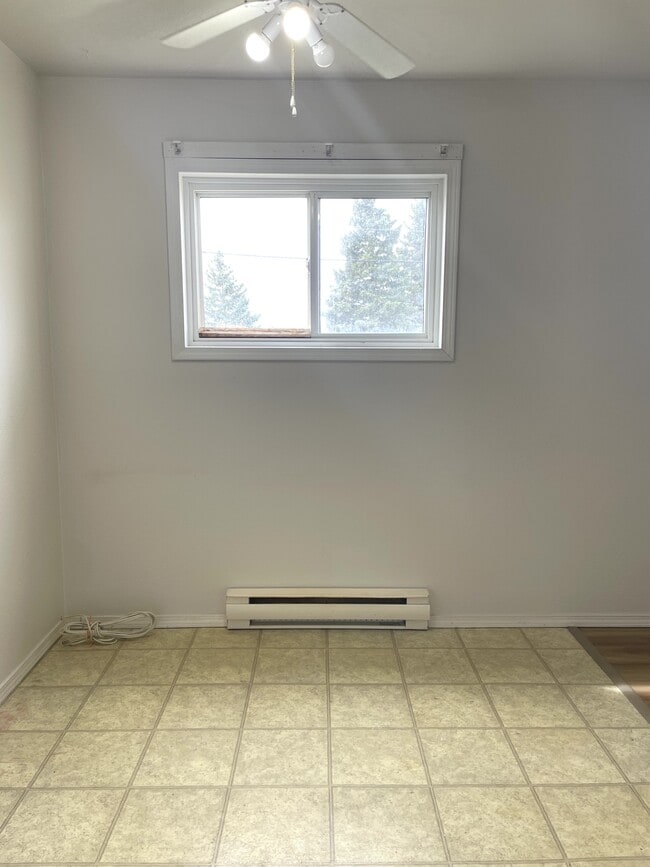 Photo - 8920-8986 86 St Unité 107