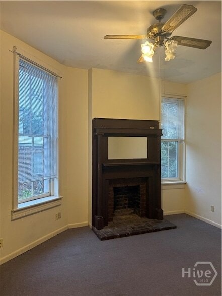 Photo - 219 E Taylor St