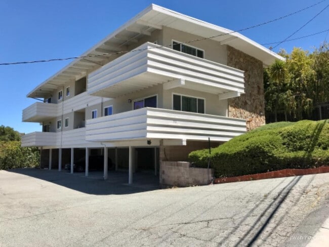 Building Photo - 316 Torino Dr Unit 2 Rental
