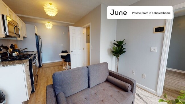 Photo - Room in Shared 3 bed/1 bath home Unit B