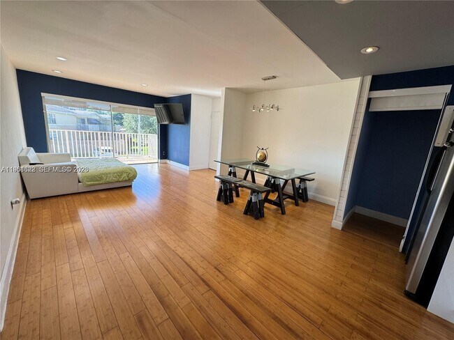 Photo - 4350 NW 79th Ave Unit 2A