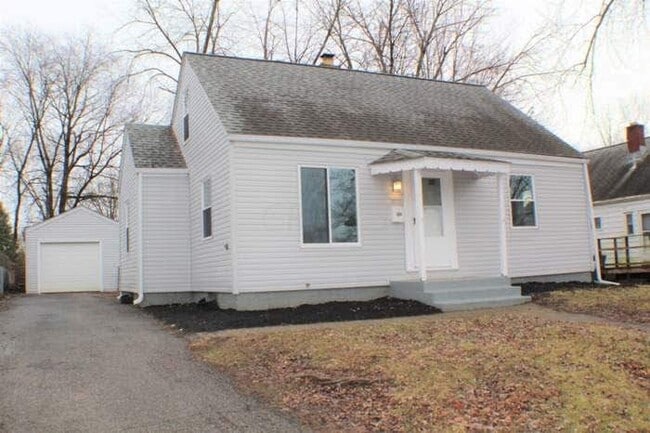 Building Photo - 3122 Pontiac St Rental