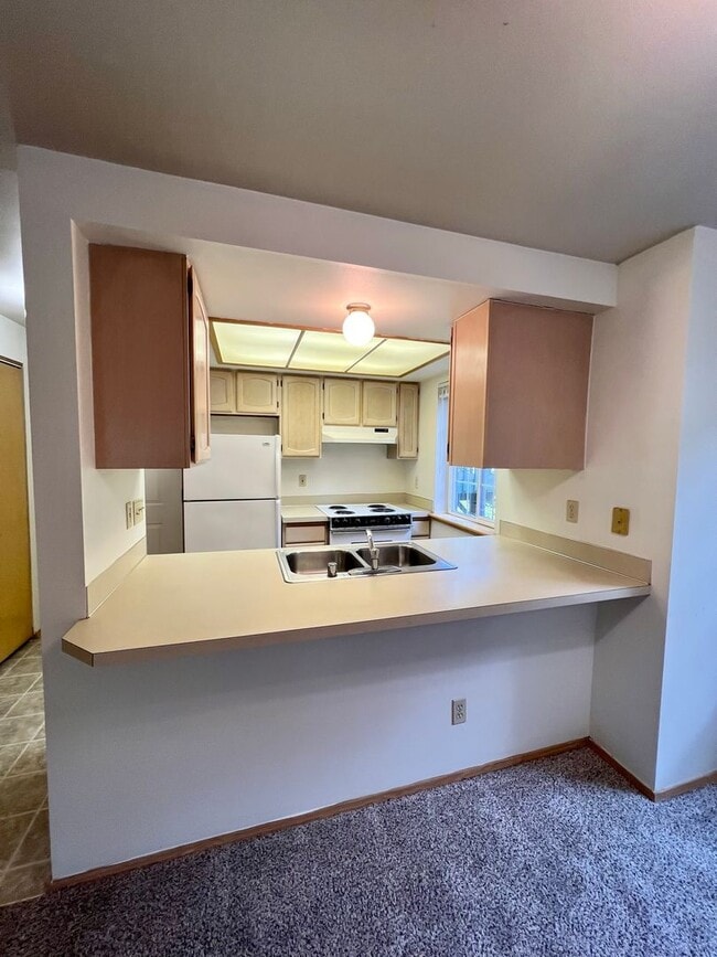 Photo - 1393 Bradley Ln Unit #D