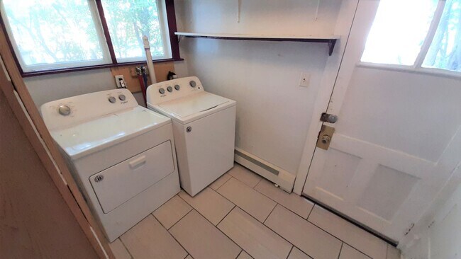 105 Hudson St Unit House