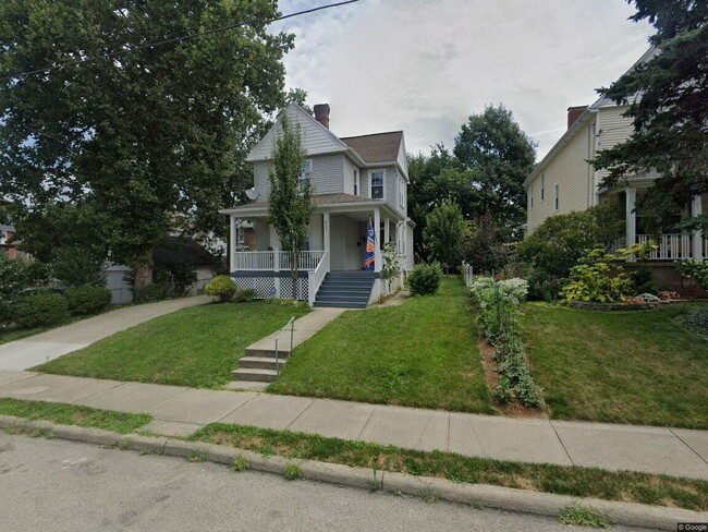 Photo - 4020 Elsmere Ave House
