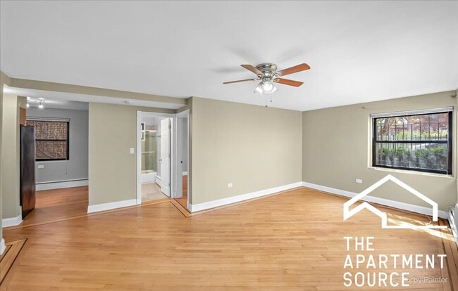 Building Photo - 7608 N Rogers Ave Unit G1
