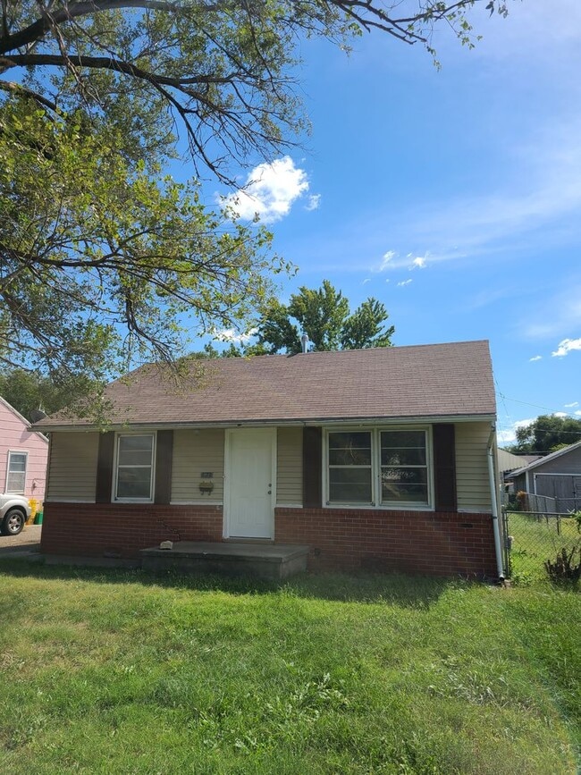 Pet Freindly Single Family 2 Bedroom - Pet Freindly Single Family 2 Bedroom House