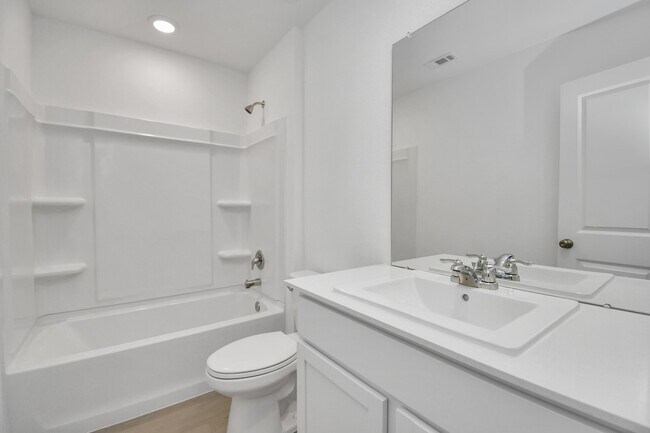 Photo - 1507 Windrose Bnd