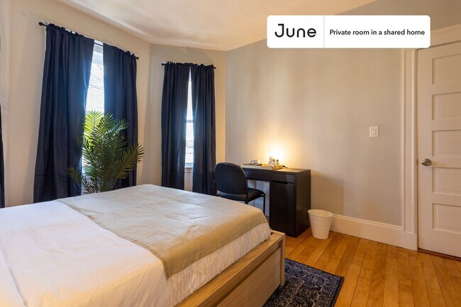 Photo - Room in Shared 4 bed/2 bath home Unidad D