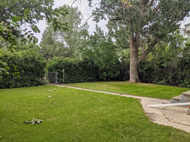 Photo - 211 W Cascade Ave