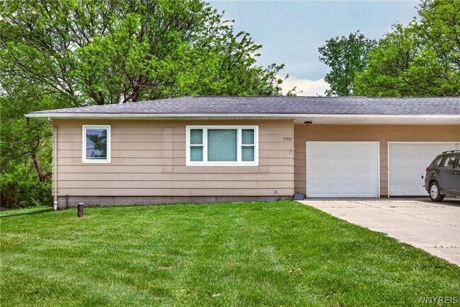 Photo - 5751 Curriers Rd
