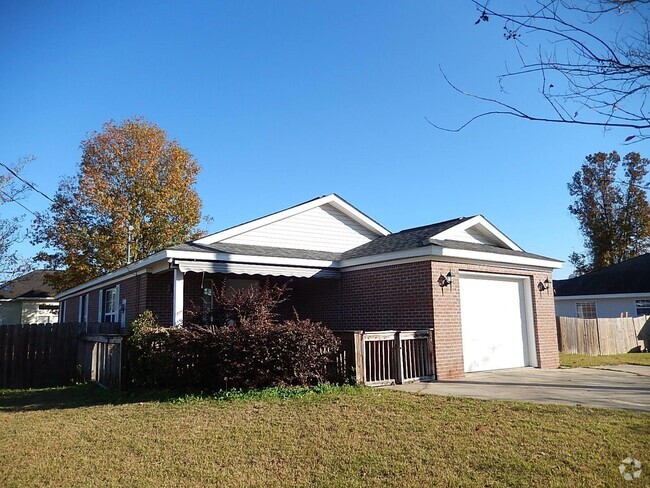 Building Photo - 600 Ponderosa Cir Rental
