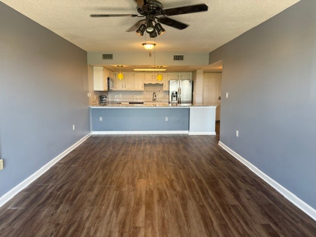 401 Regal Tower