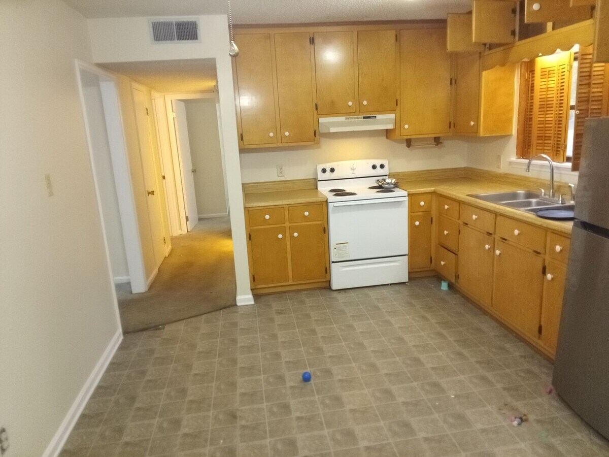 Photo - 804 N Washington St