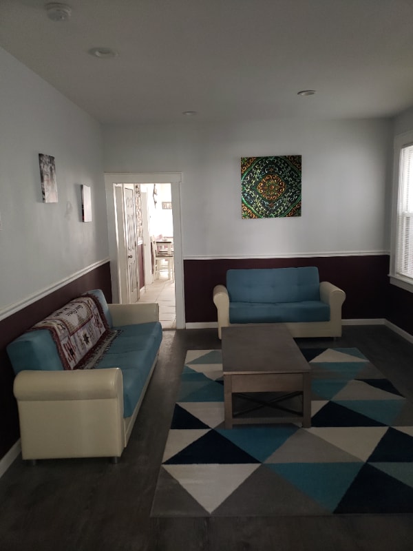 Photo - 142 Mapes Ave Unidad 2