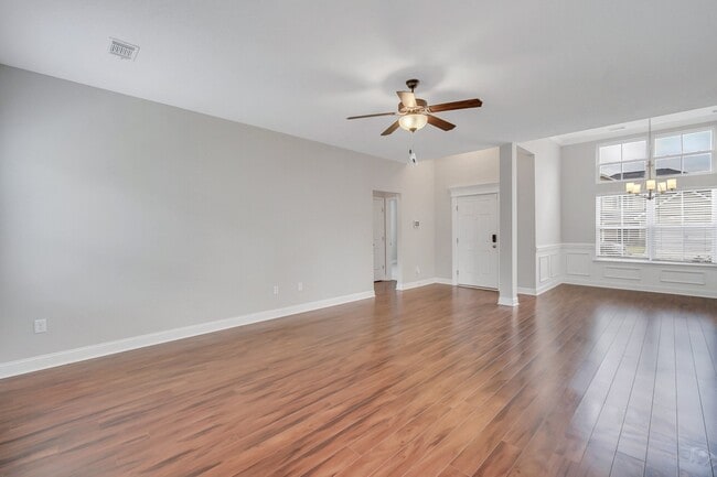 486 Thorp Circle
