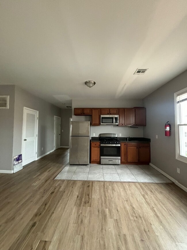 Photo - 353 16th Ave Unidad 4