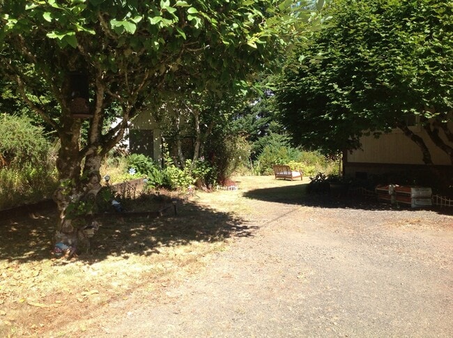 63352 Sierra Ave